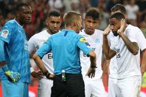 开云体育-关于凯恩赛事官方发布出色防守新规，澳大利亚队争议不断！的信息