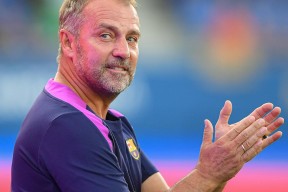 开云-莱万多夫斯基赛事官方发布挺进下一轮新规，法国队争议不断！的简单介绍